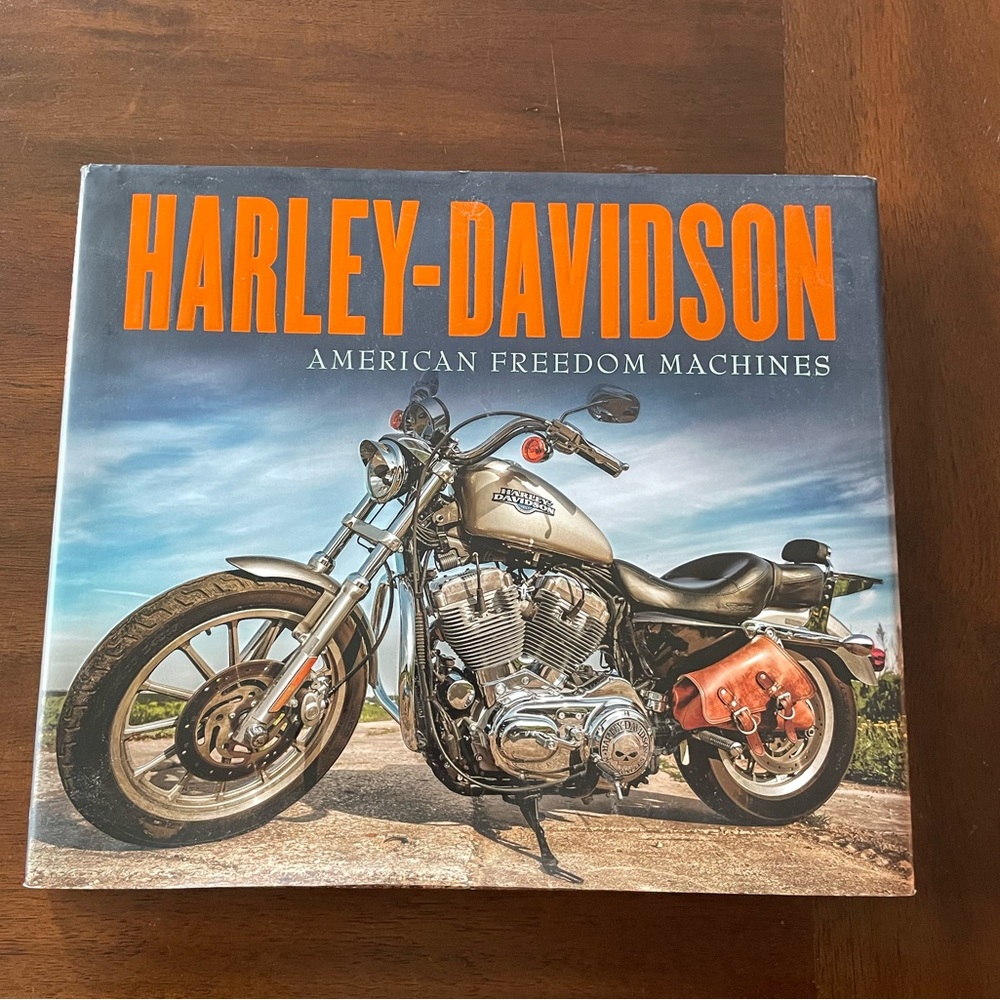 Harley-Davidson American Freedom Machines - Coffee Table Book